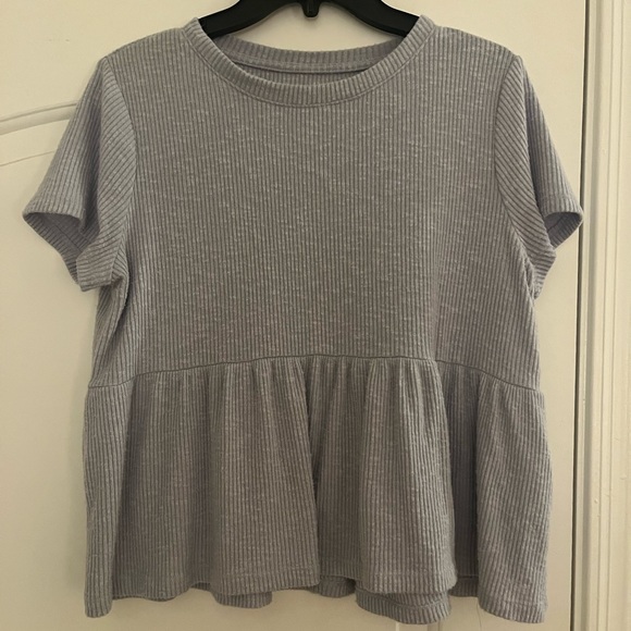 Knit crop shirt - Picture 2 of 2